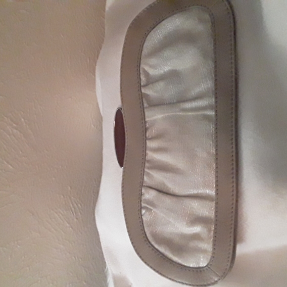 Fifty Four Fossil Clutch - Picture 4 of 11